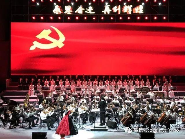 达喀尔第11赛段摩托车组：布兰奇最快，范贝弗伦因为骆驼摔车